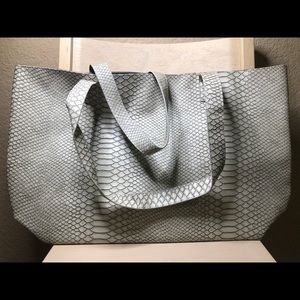 Bloomingdales Totes